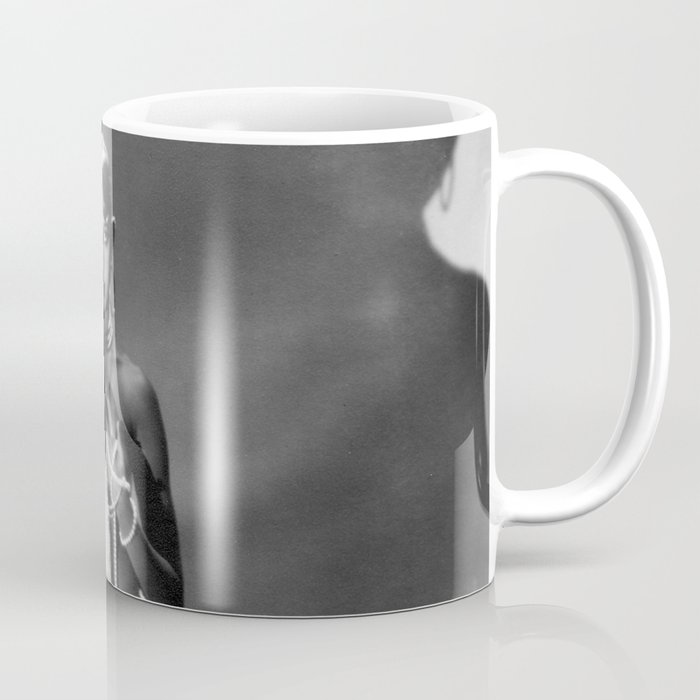 Beautiful Josephine Baker in statuesque silhouette Paris nude portrait