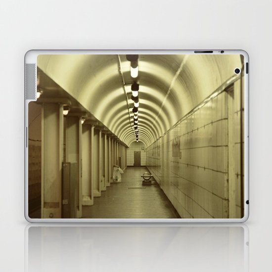 Adit Laptop & iPad Skin