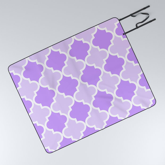 Quatrefoil - light purple dual tone Picnic Blanket