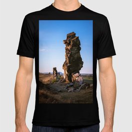 Rocky hiking trail T-shirt