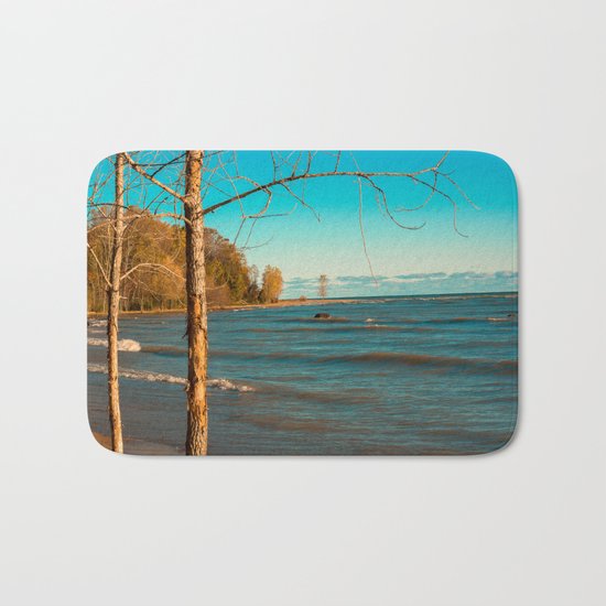 Stand Out Bath Mat