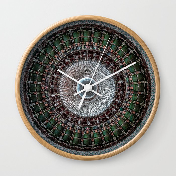 Stretch and dissolve Wall Clock