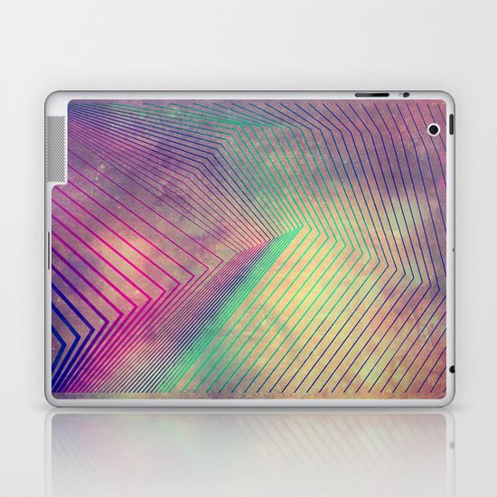lyyn tyym Laptop & iPad Skin