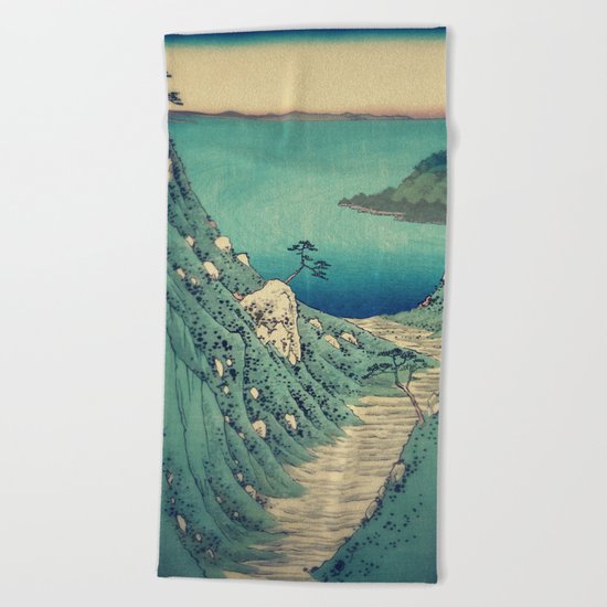 Pathway to Yuge Beach Towel