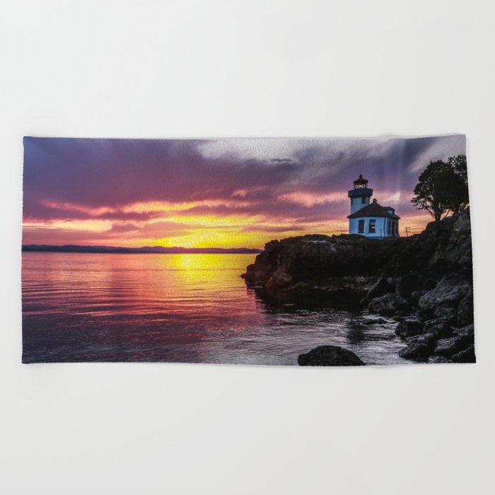 Limekiln Lighthouse Sunset  4-18-16  Beach Towel