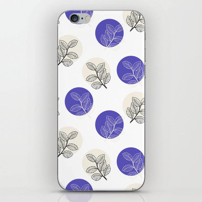 Leaves in round shape! iPhone Skin