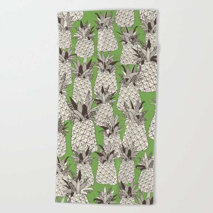 pineapple palm green Beach Towel