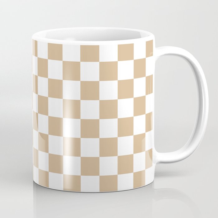 White and Tan Brown Checkerboard Kaffeebecher