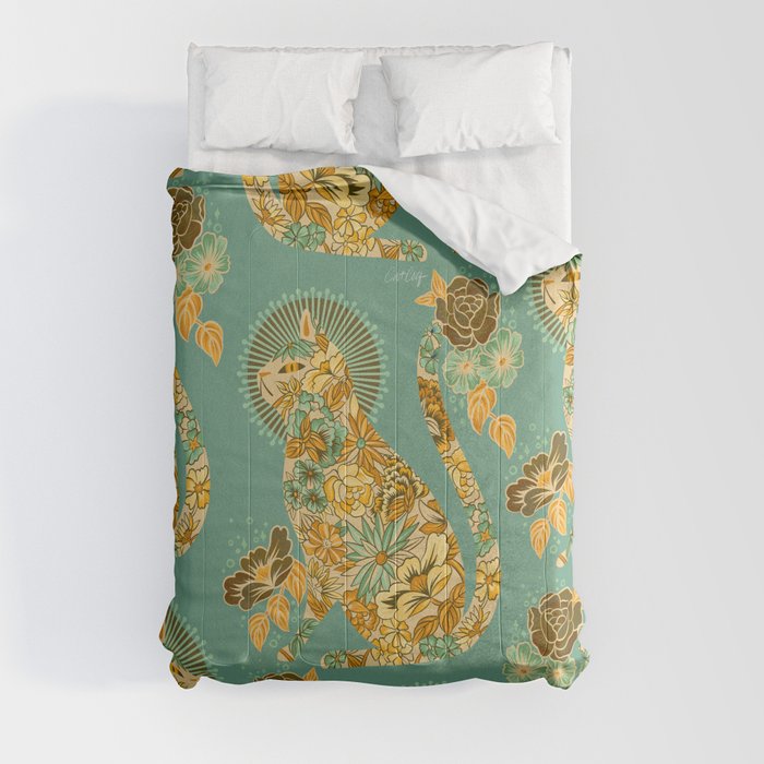 Porcelain Cat – Mint & Ochre Comforter
