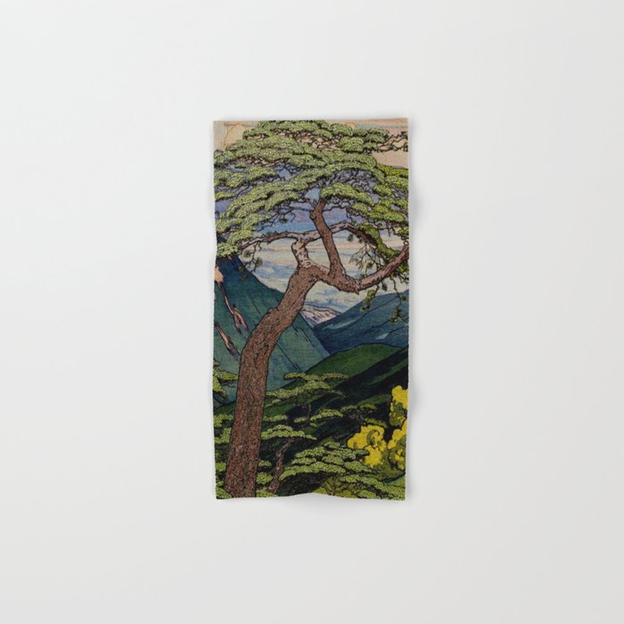 The Downwards Climbing - Summer Tree & Mountain Ukiyoe Nature Landscape in Green Hand & Bath Towel