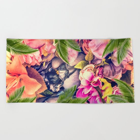 Flower dream Beach Towel