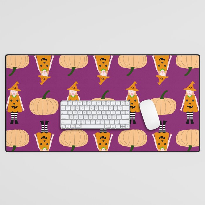 Halloween Pattern Background Desk Mat