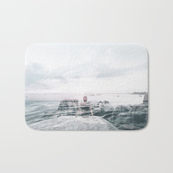 Sea Gaze Bath Mat