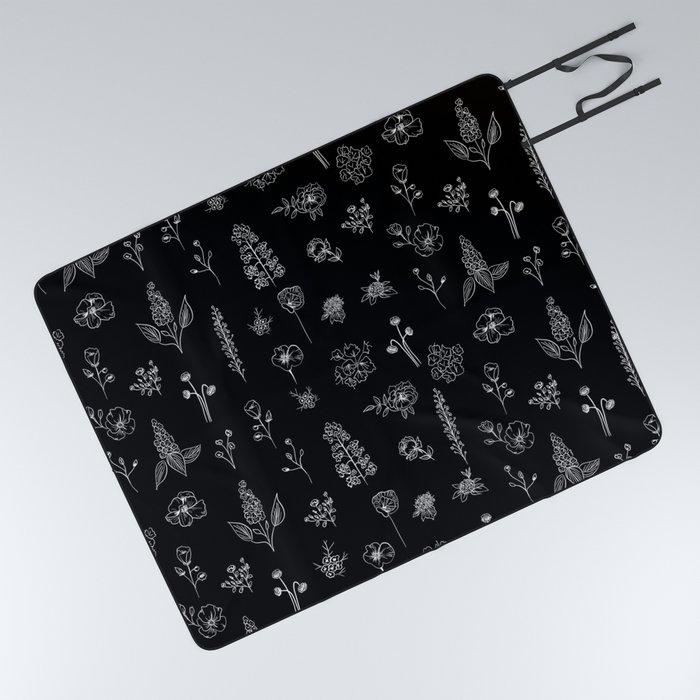 Black Wildflowers S Picnic Blanket