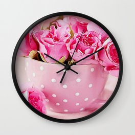 Fabulous Elegant Bouquet Of Pink Roses Decorative Close Up Ultra HD Wall Clock