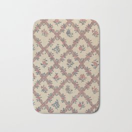 Antique Chintz Diamond Lattice and Floral Design Bath Mat