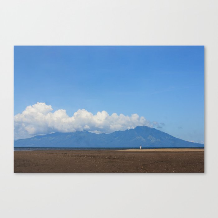 Vast sandy coast Canvas Print