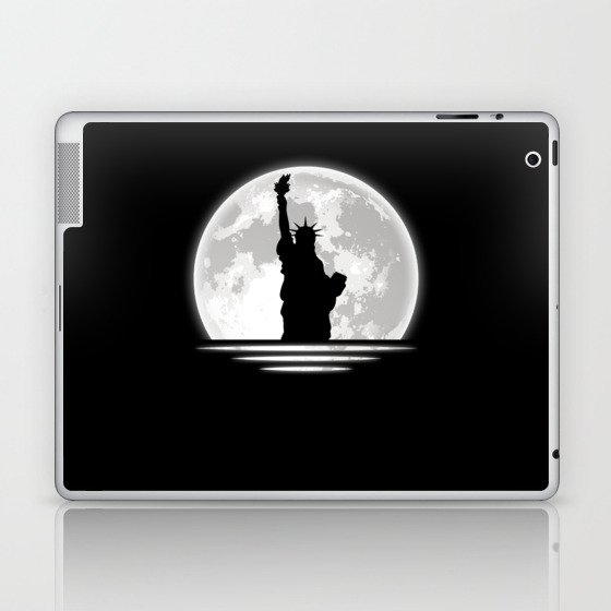 Statue Of Liberty New York Laptop & iPad Skin