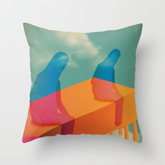 l a s s ù Throw Pillow