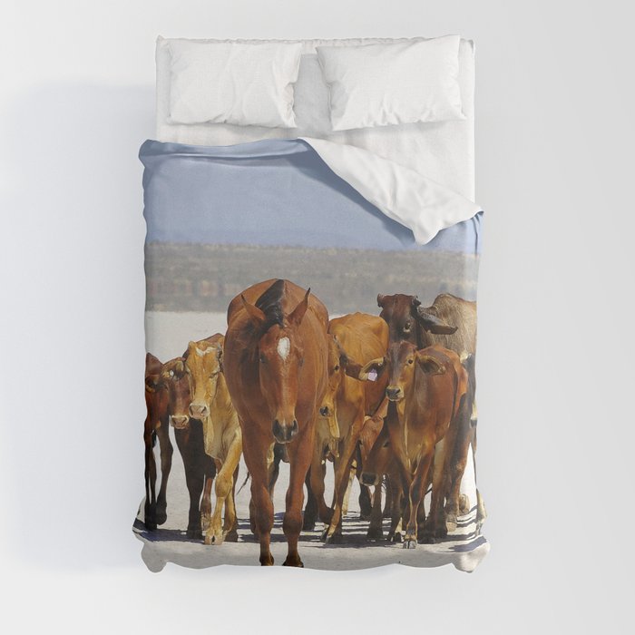 Pony leading the mob home Duvet Cover