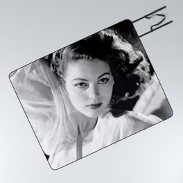 Ava Gardner, Hollywood Starlet black and white photograph / black and white photography Picnic Blanket