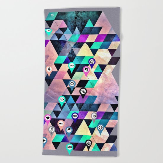 PYYNTX ºF INTYRYXT Beach Towel