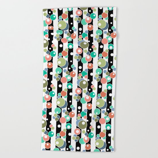 Colorful polka dots pattern Beach Towel