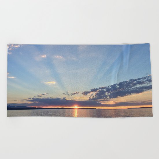 A Seattle Sunset Beach Towel