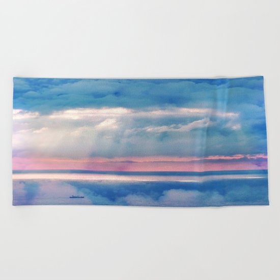 Celestial light Beach Towel