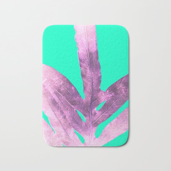 Lavender Fern on Mint Green Winter Wonderland Bath Mat