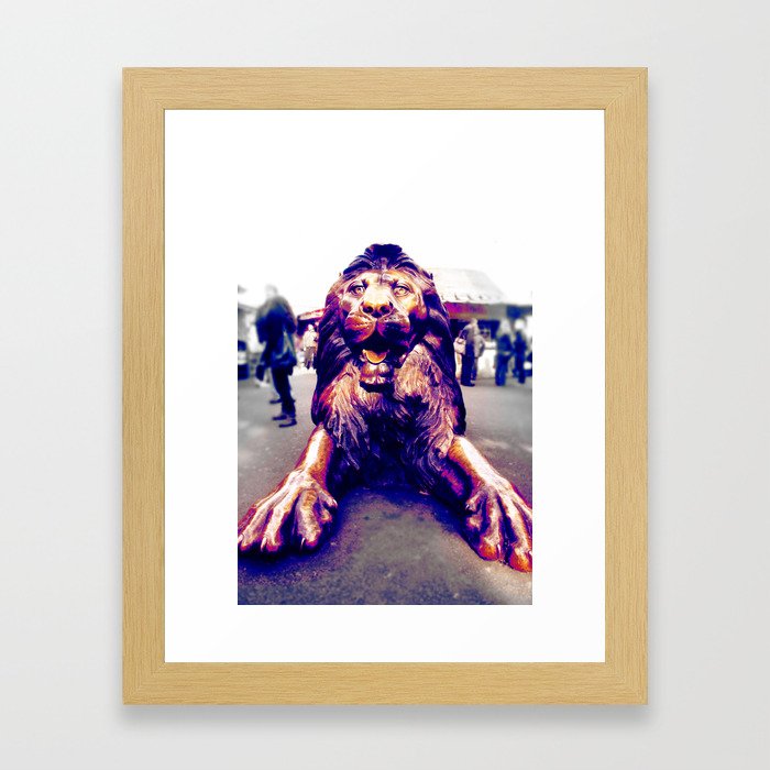Camden´s Lion Framed Art Print