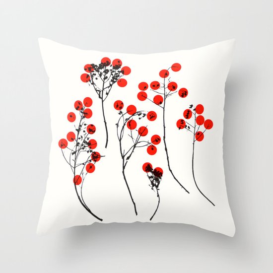 love 1 Throw Pillow