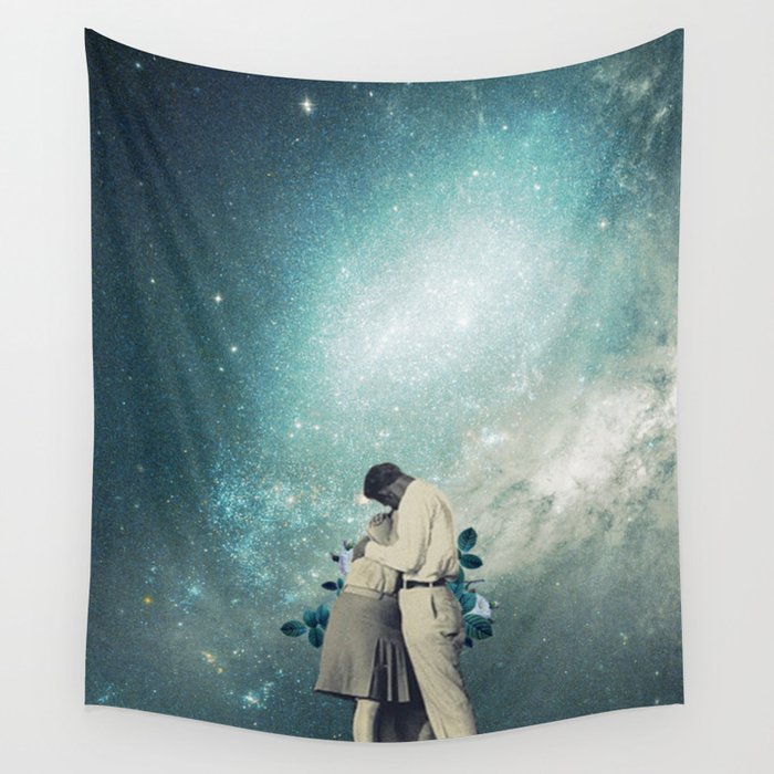 24916 Wall Tapestry