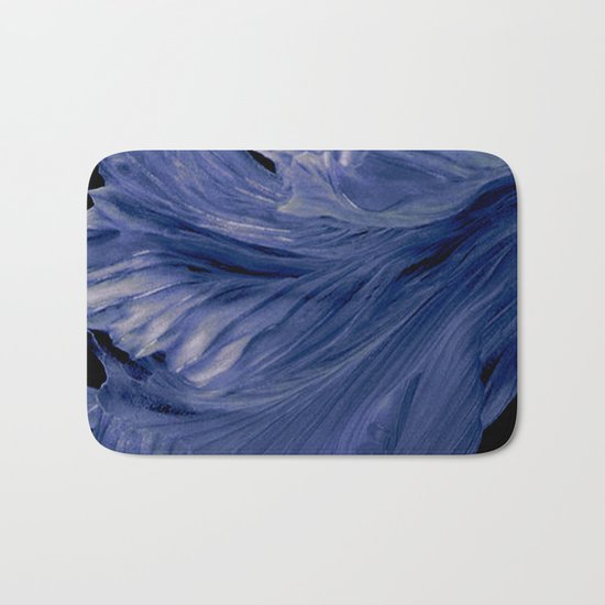 Flowing Bath Mat