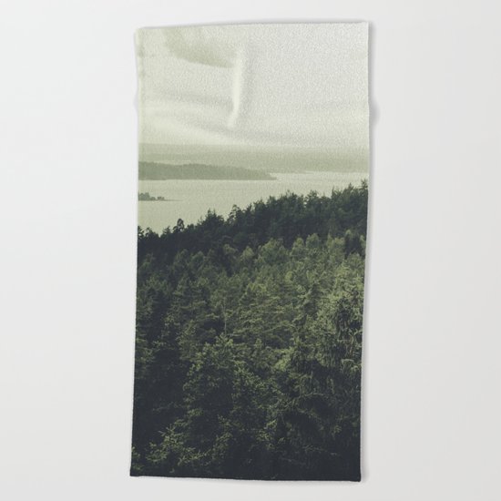 A perfect goodbye Beach Towel