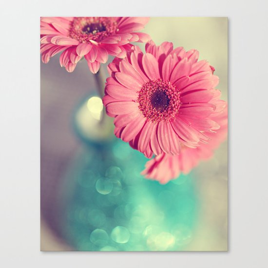 Pink Gerbera Daisy Canvas Print