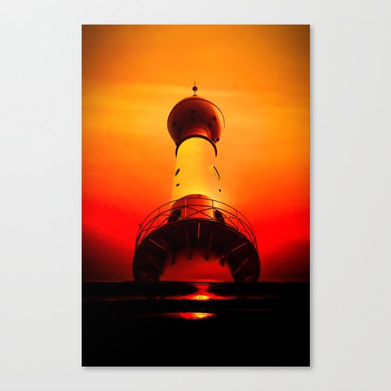 Lighthouse romance Canvas Print