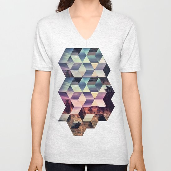 syylvya rrkk Unisex V-Neck