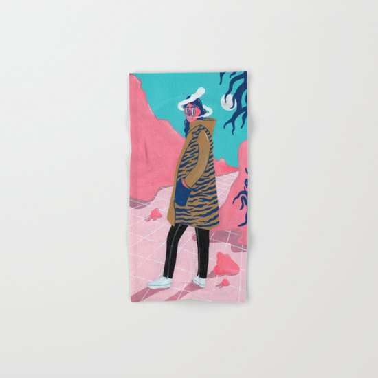 BETWEEN THE MOUNTAINS 2 Hand & Bath Towel