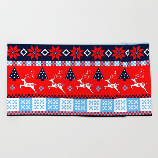 Scandinavian holidays pattern design Beach Towel