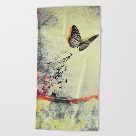Waterfly III Beach Towel