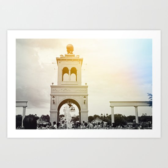 Golden Globe Art Print