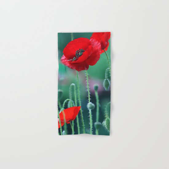 Poppies (light)2. Hand & Bath Towel