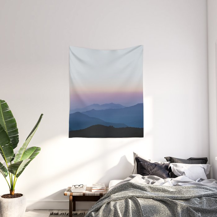ネパールのタペストリー Nepal Wall Tapestries | Society6