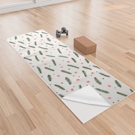 Christmas branches and stars - olive and coral Yoga Towel