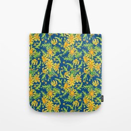 DAISIES IN CLASSIC BLUE  Tote Bag