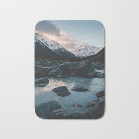 Hooker Valley, Mt Cook Bath Mat