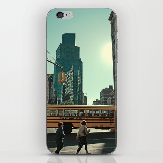 Bus iPhone & iPod Skin