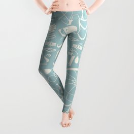 White Old-Fashioned 1920s Vintage Pattern on Sage Turquoise Leggings