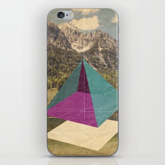 piramidi&nuvole iPhone Skin